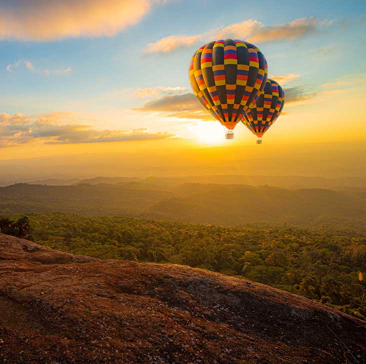 hot air balloons floating over Yakima, Washington
